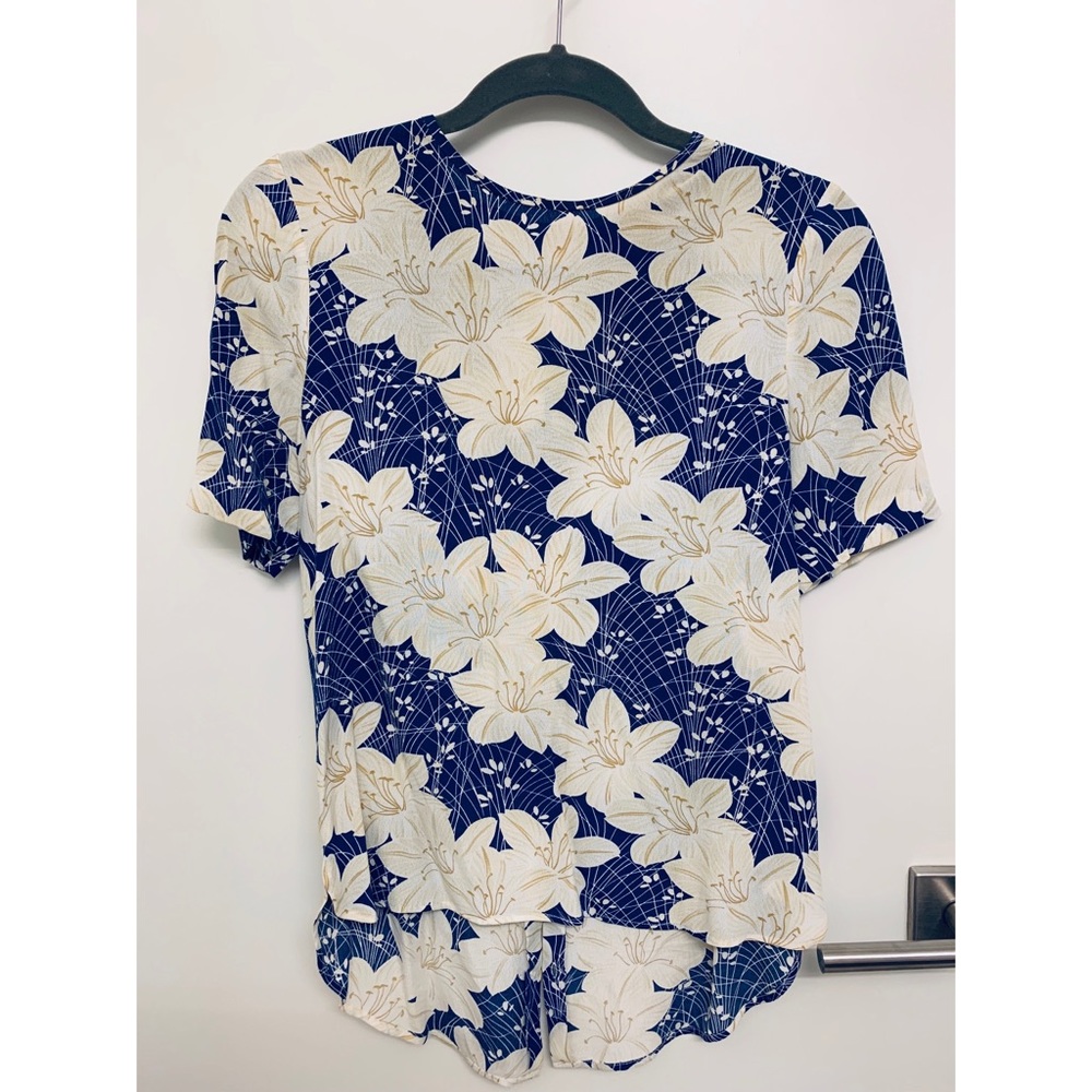 🔸Zara blouse